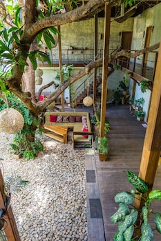 happiness boutique resort