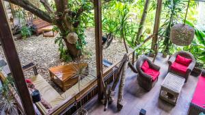 happiness boutique resort