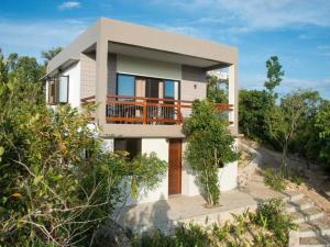the riverhouse
