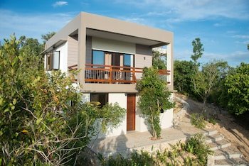 The Riverhouse,Decalachao>>Coron,3 star