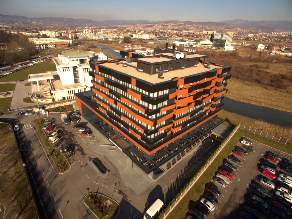 malak regency hotel