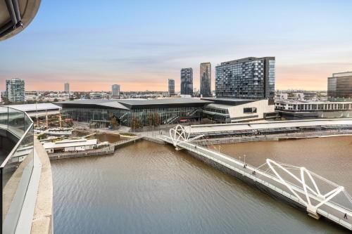 waterfront melbourne apartments