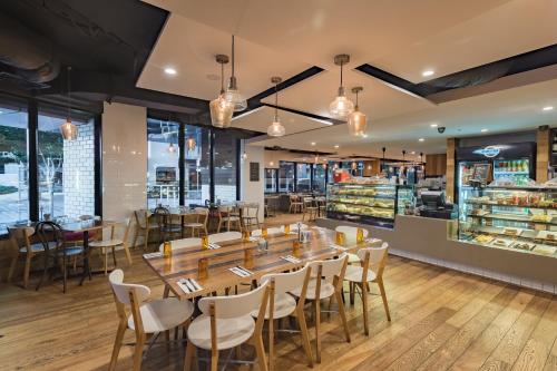 the sebel residences melbourne docklands serviced apartments