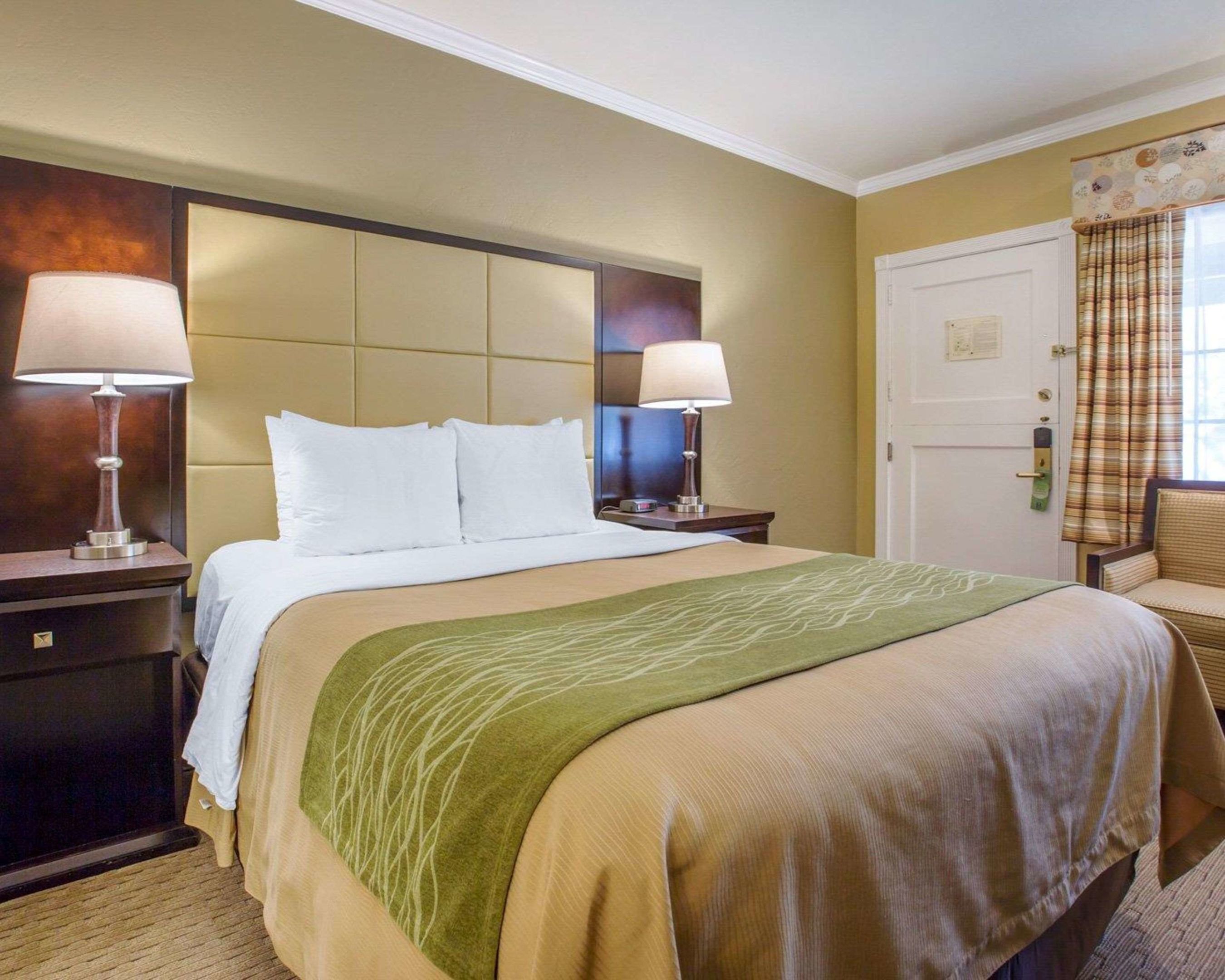 comfort inn carmel by the sea