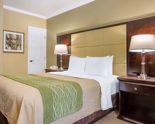 comfort inn carmel by the sea