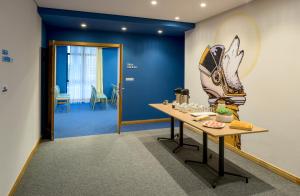 hotel euro suite curitiba batel by nacional inn