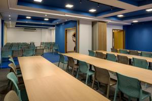 hotel euro suite curitiba batel by nacional inn