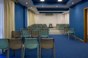 hotel euro suite curitiba batel by nacional inn