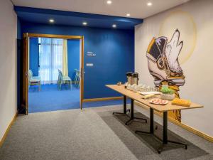 hotel euro suite curitiba batel by nacional inn