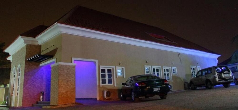o jays guest house