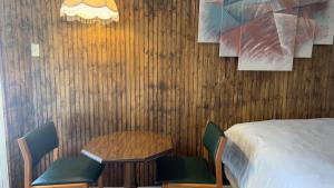 falls motel