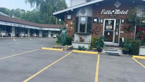 falls motel