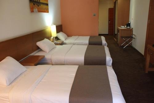 caesar hotel ramallah