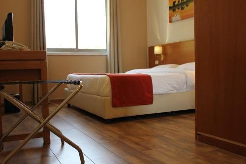 caesar hotel ramallah