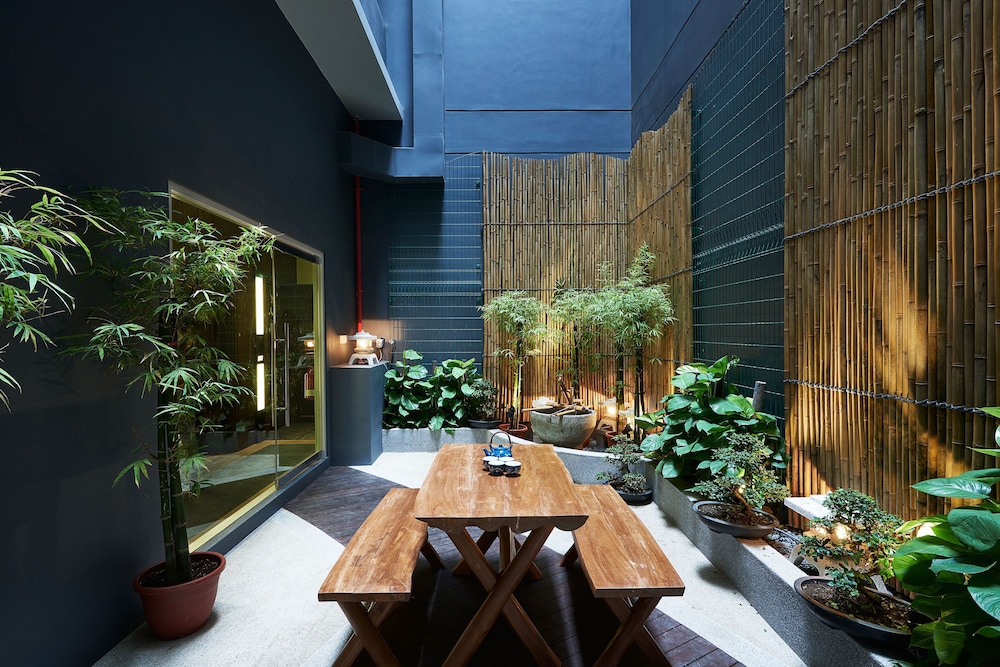 hotel bencoolen hong kong street