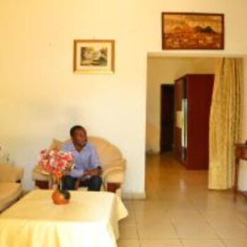 Dian Fossey Nyiramacibir Hotel,Kivu>>Gisenyi,3 star