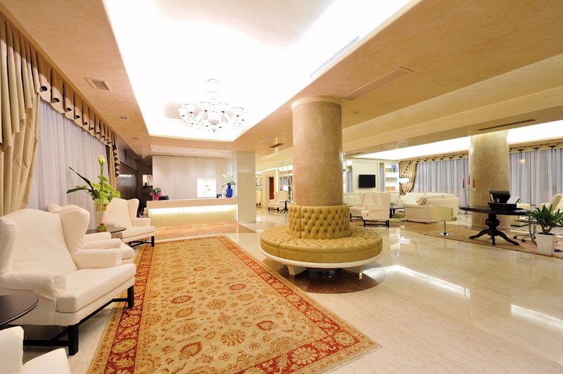 hotel roxy plaza