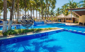 Izalco Hotel & Beach Resort