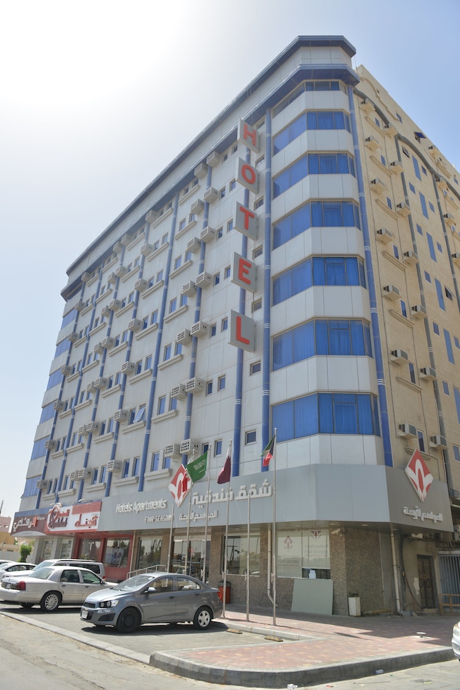 four seasons hotel apartments