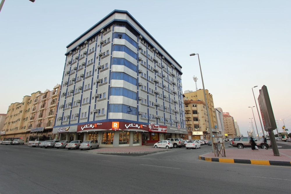 four seasons hotel apartments