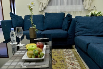 four seasons hotel apartments