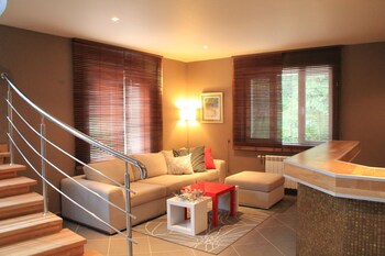 Art Hotel Karaskovo,In Karaskovo,3 star