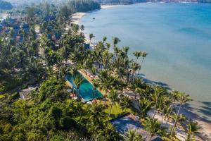 peninsula beach resort