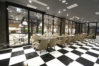 kindness hotel juemin