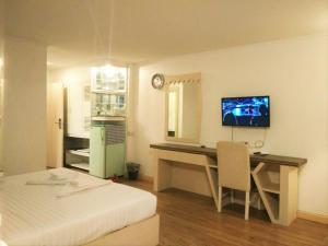 the pacific cool chic