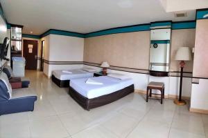 the pacific cool chic