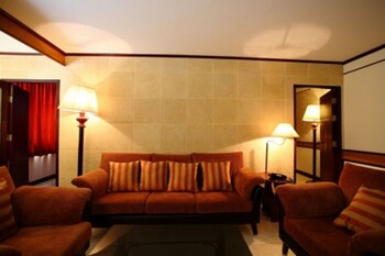 the pacific cool chic