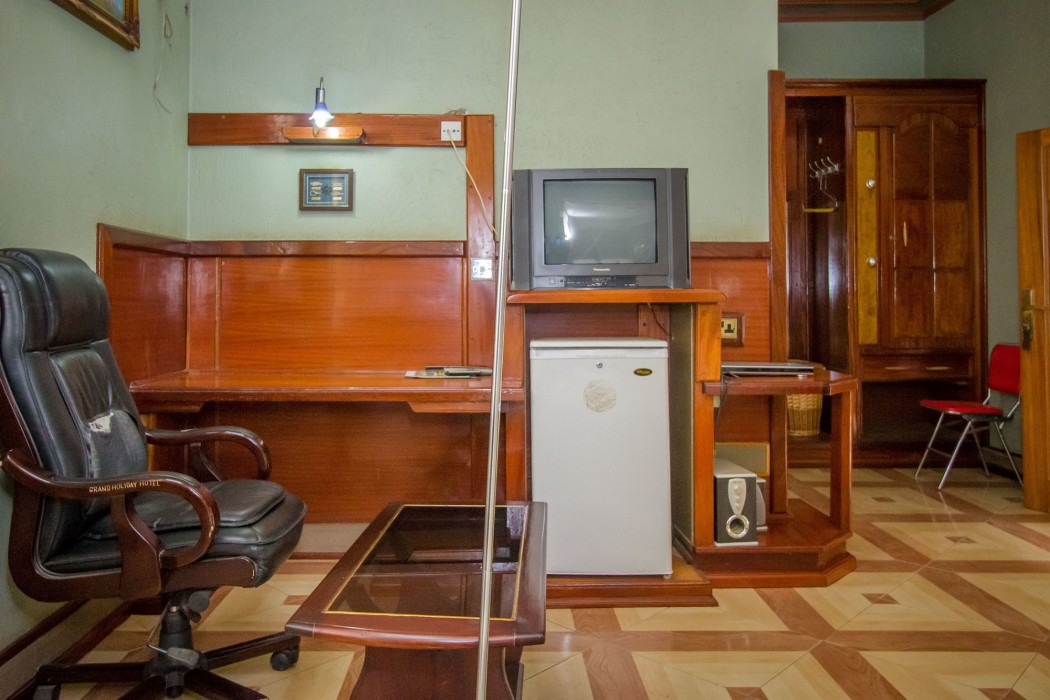Grand Holiday International,Western Region>>Mbarara,3 star