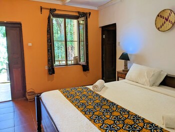 lawns hotel