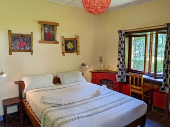 lawns hotel
