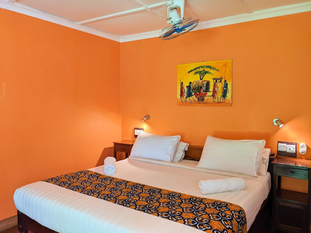 lawns hotel