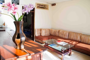 Nok Continental,Gulu>>Arua,2 star