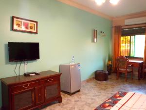 peniel beach hotel