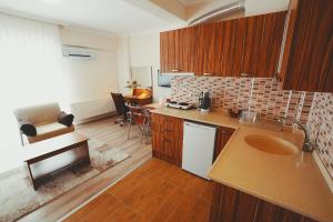dort mevsim suit otel