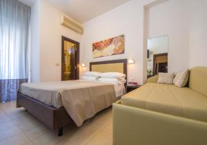 mediterraneo hotel and suites