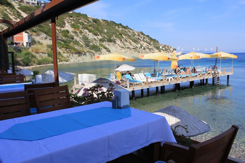 Tasada Otel,Near Karaburun Harbor,1 star