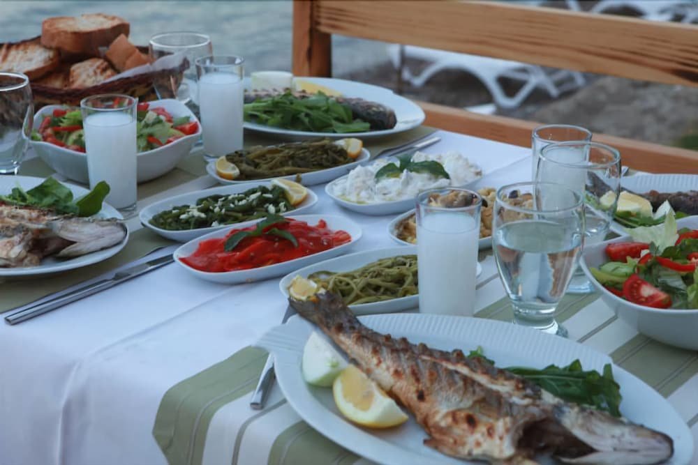 Tasada Otel,Near Karaburun Harbor,1 star