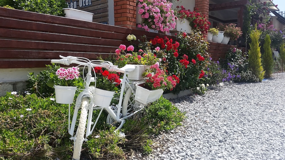 urla yelken hotel adults only