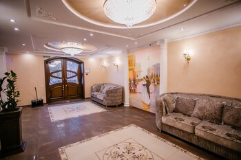 Aristocrat Hotel,Vinnytsia>>Pisarevka,4 star