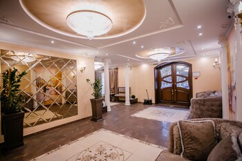 Aristocrat Hotel,Vinnytsia>>Pisarevka,4 star