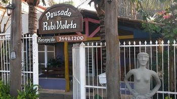 pousada rubbi violeta
