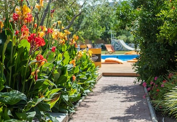 Urla Surf House,Urla>>Izmir,1 star