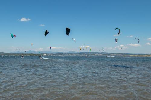 urla surf house