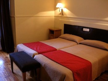 hostal canovas