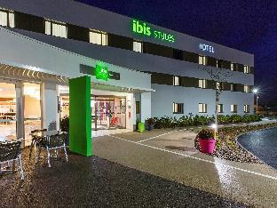ibis styles les sables olonne sur mer