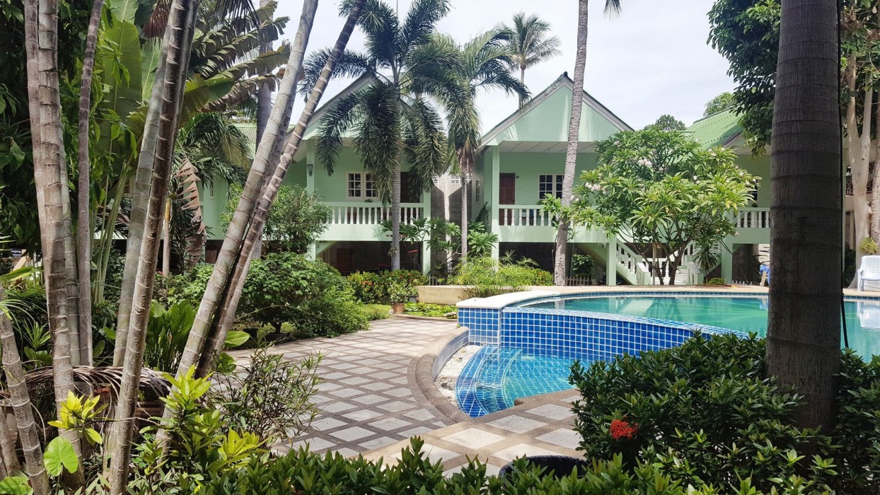 rattana guesthouse and bungalow